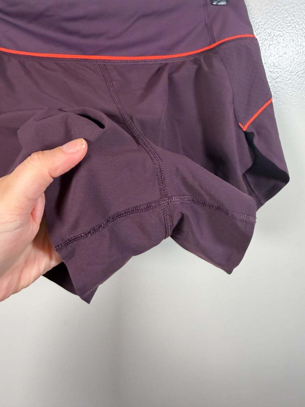 Athleta Run With it Short Size XS Purple Running Athletic Workout Gym Travel - Picture 4 of 11